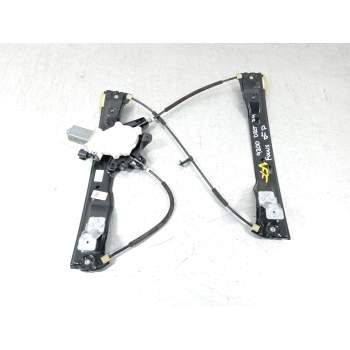 ELEVALUNAS DELANTERO DERECHO CM51A23200 