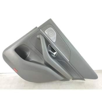GUARNECIDO PUERTA TRASERA DERECHA A1677300809 A1677371001 