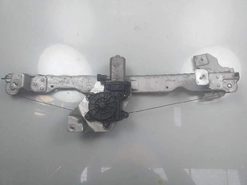 ELEVALUNAS DELANTERO IZQUIERDO 807213506R 