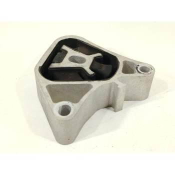 SOPORTE MOTOR DERECHO A2462400009 