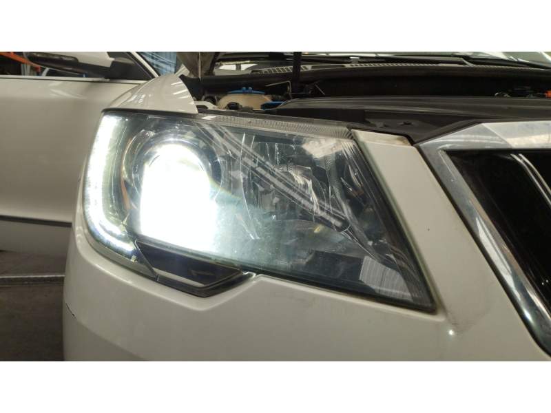 FARO DERECHO 3T1941018H 