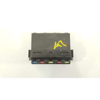 CAJA RELES / FUSIBLES 8921153020 