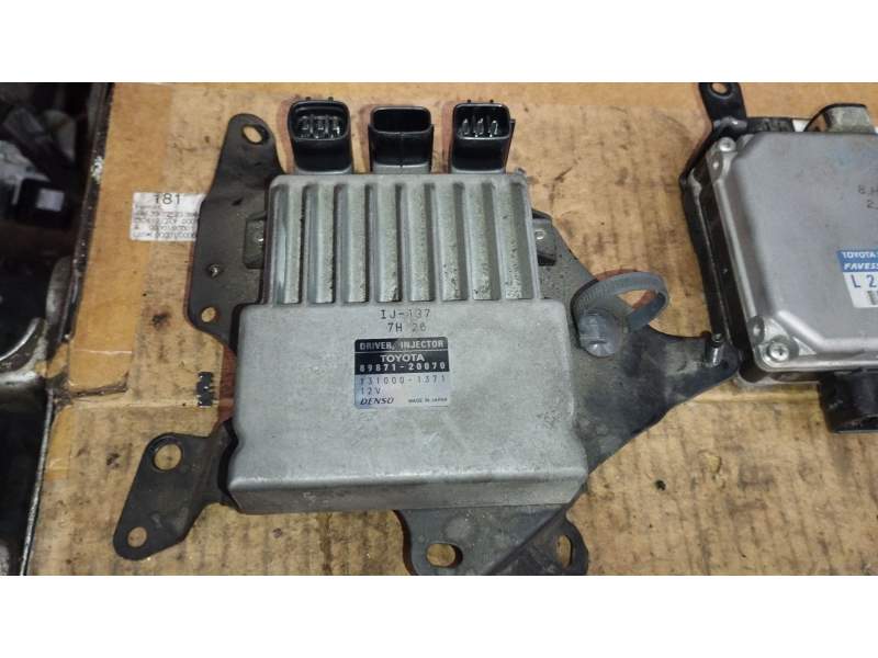 CENTRALITA MOTOR UCE 8987120070 1310001371