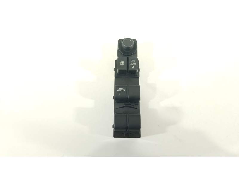 MANDO ELEVALUNAS DELANTERO IZQUIERDO DG8T66350 