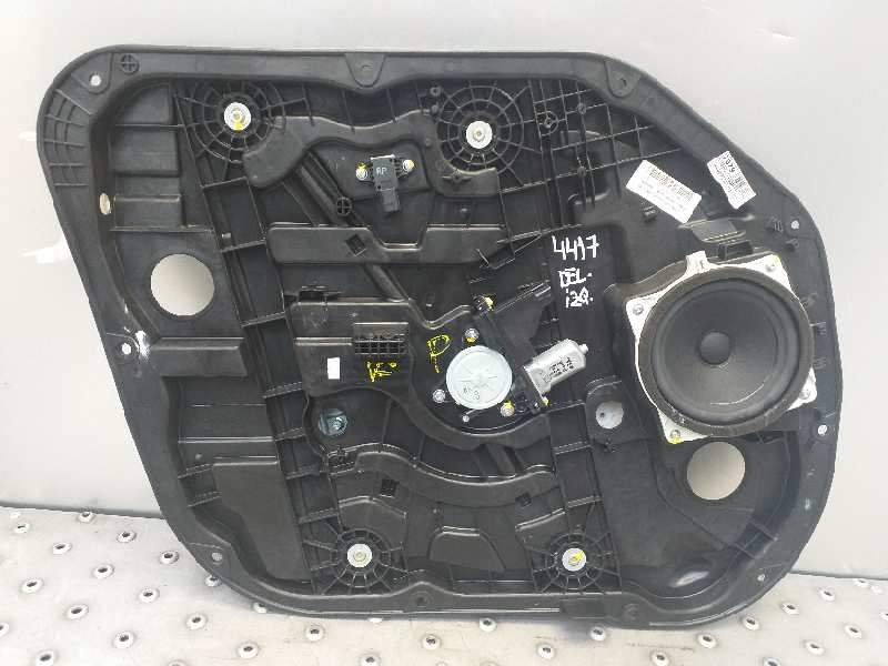 ELEVALUNAS DELANTERO IZQUIERDO 82470A4260 82450A4010 