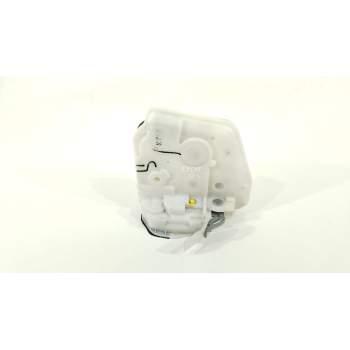 CERRADURA PUERTA TRASERA DERECHA D10E72310 7B25F0321