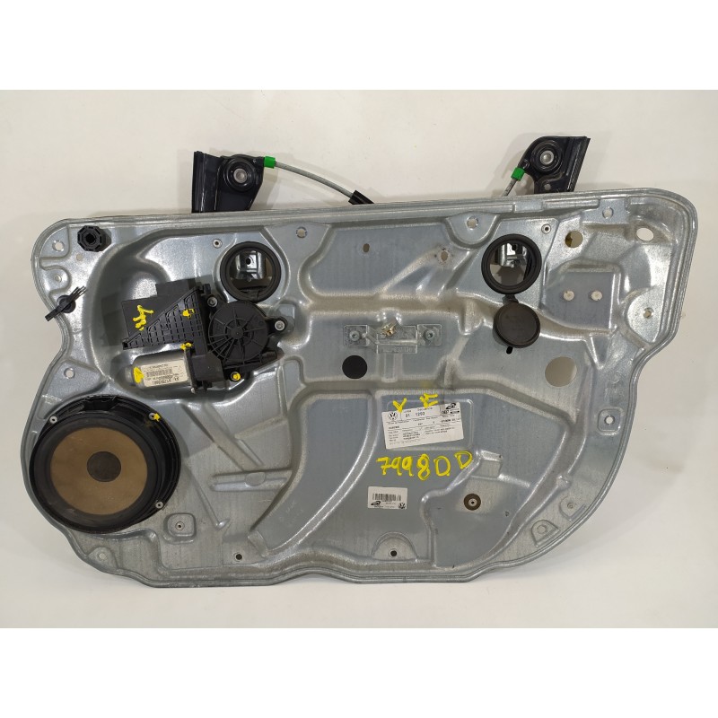 Recambio de elevalunas delantero derecho para volkswagen polo (9n3) advance referencia OEM IAM 6Q4837402S 6Y2959801 