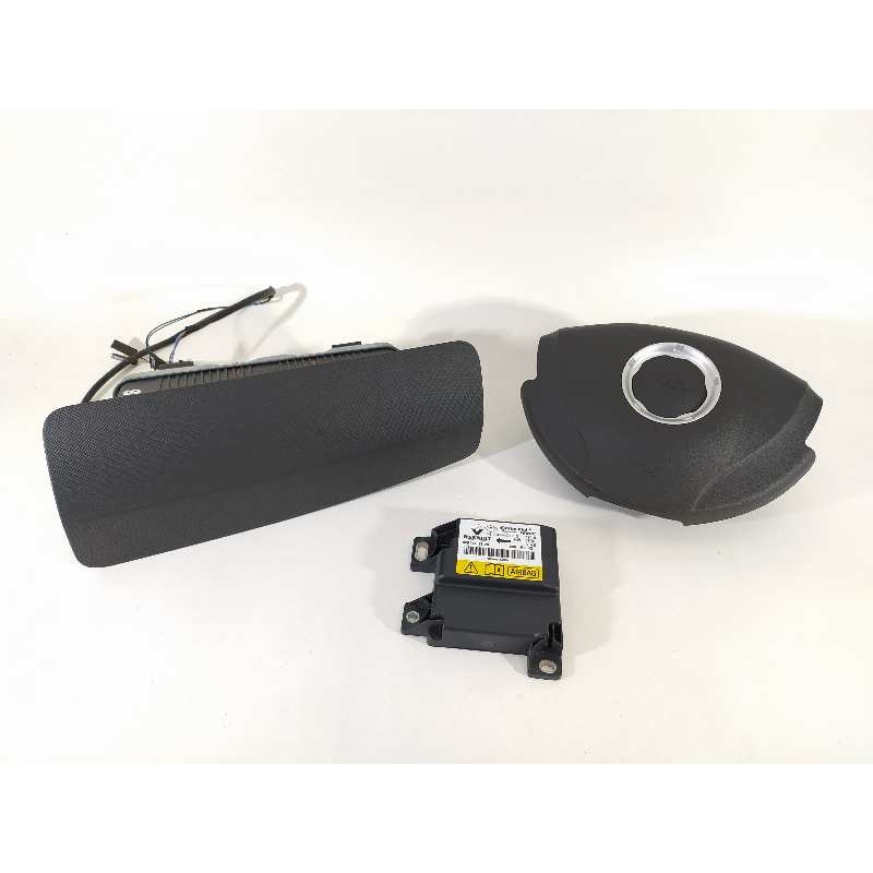 Recambio de kit airbag para dacia sandero laureate referencia OEM IAM   