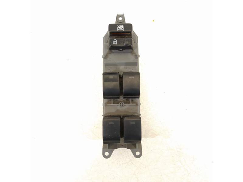 MANDO ELEVALUNAS DELANTERO IZQUIERDO 8404002080 