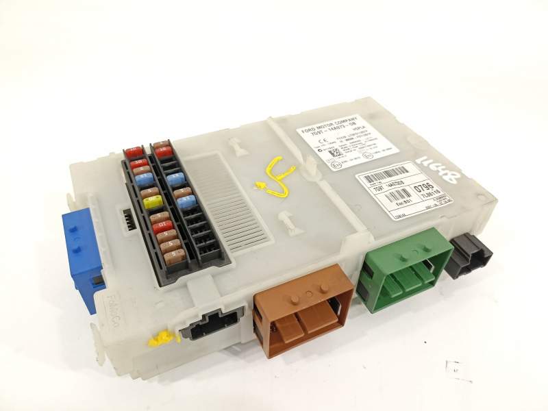 CAJA RELES / FUSIBLES 7G9T14A073DB 