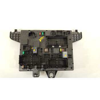 CAJA RELES / FUSIBLES 13302300 365927271