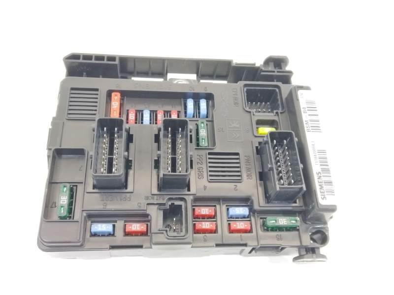 CAJA RELES / FUSIBLES 9650618380 