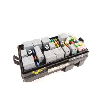 CAJA RELES / FUSIBLES 96646698 