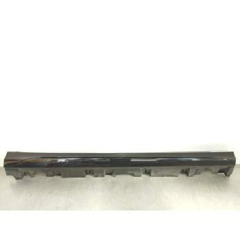 FALDON LATERAL A1676982301 