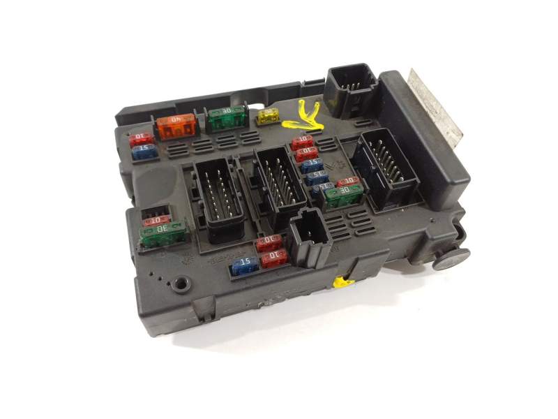 CAJA RELES / FUSIBLES 9650663980 