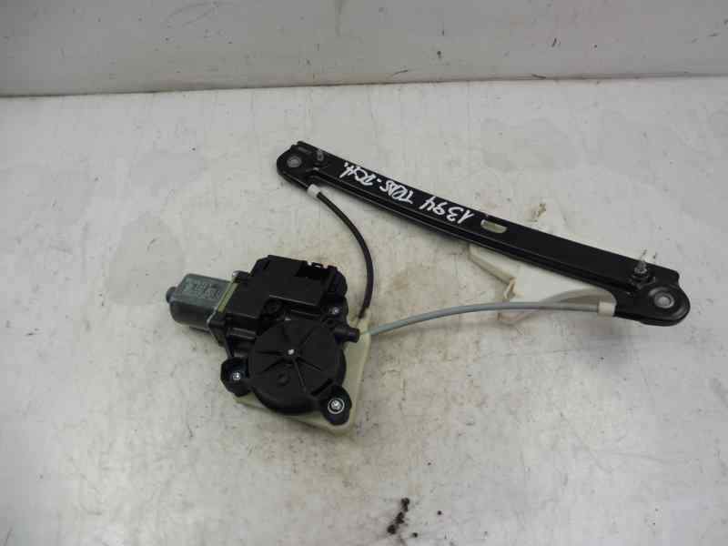ELEVALUNAS TRASERO DERECHO 6RS839462B 0130822533 6R0959812N