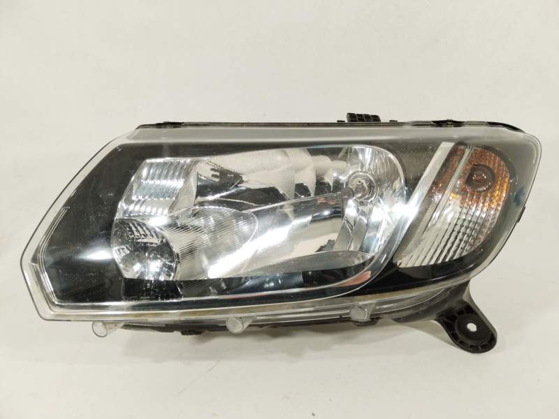 FARO IZQUIERDO 260608494R 