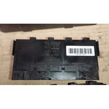 CAJA RELES / FUSIBLES 8264147010 72818501 