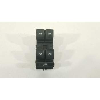 MANDO ELEVALUNAS DELANTERO IZQUIERDO 5G0959857G 