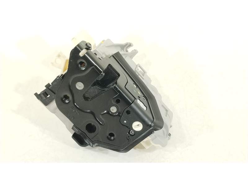 CERRADURA PUERTA DELANTERA DERECHA 8J1837016A 