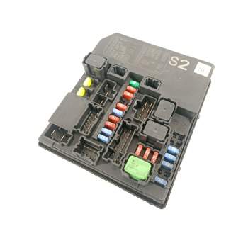 CAJA RELES / FUSIBLES 284B71TT2B 