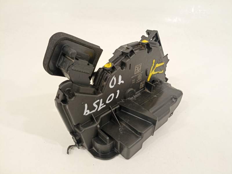 CERRADURA PUERTA TRASERA DERECHA 5TA839016P 