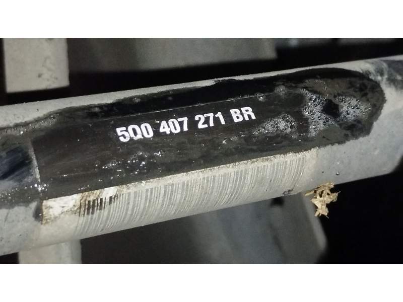 TRANSMISION DELANTERA IZQUIERDA 5Q0407271BR 