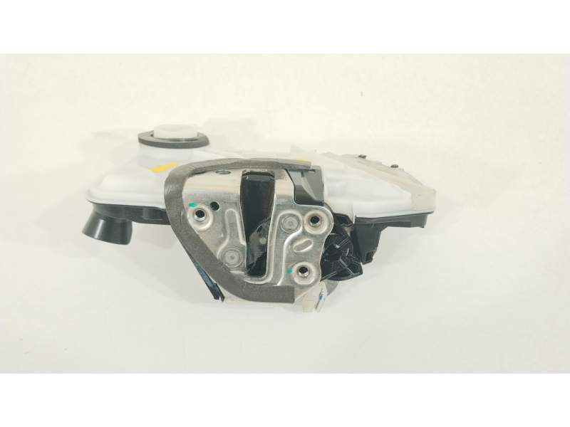 CERRADURA PUERTA DELANTERA IZQUIERDA B000843080 