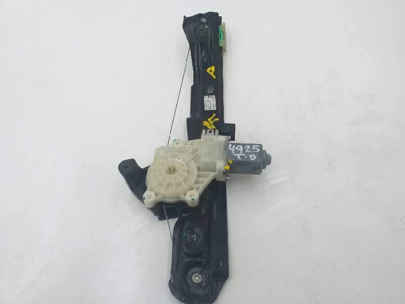 ELEVALUNAS TRASERO DERECHO CN15A27000CB A65067113 
