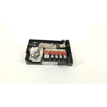 CAJA RELES / FUSIBLES 13368492 365927271 