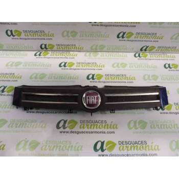 REJILLA DELANTERA 735463493 