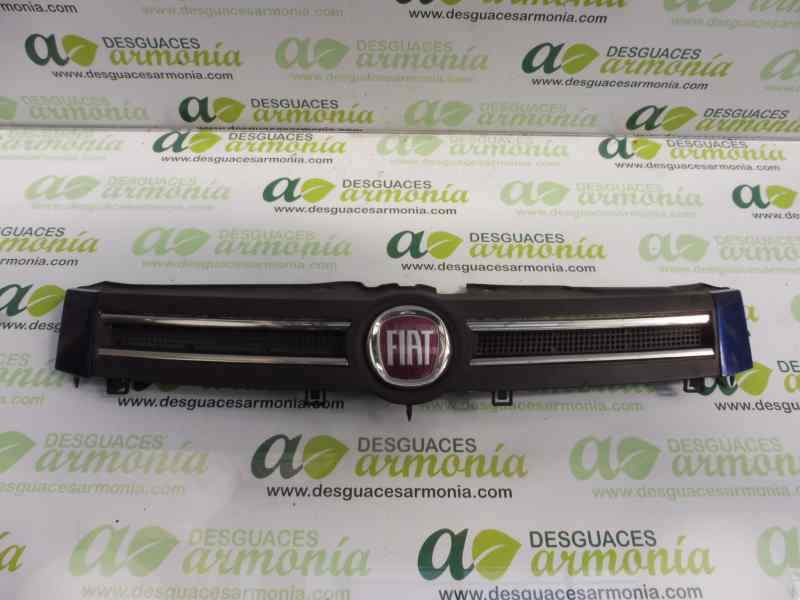 REJILLA DELANTERA 735463493 