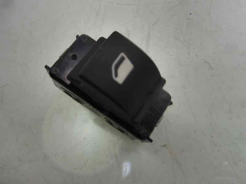 MANDO ELEVALUNAS TRASERO DERECHO 96762292ZD 