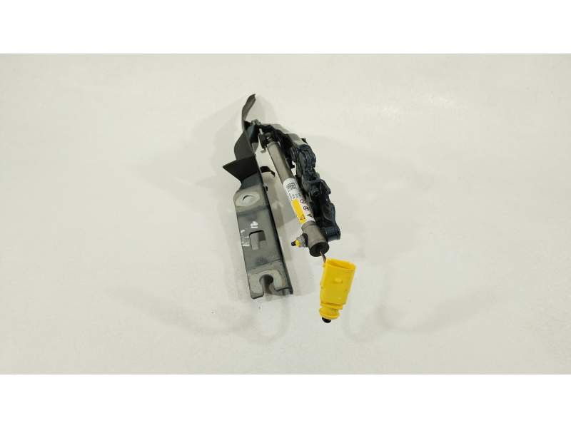 BISAGRA CAPOT DELANTERO IZQUIERDO 5FL823305 