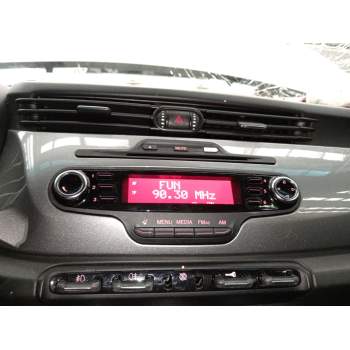 SISTEMA AUDIO / RADIO CD 