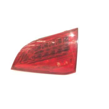 PILOTO TRASERO DERECHO EN PORTON 8K9945094B 21602001 