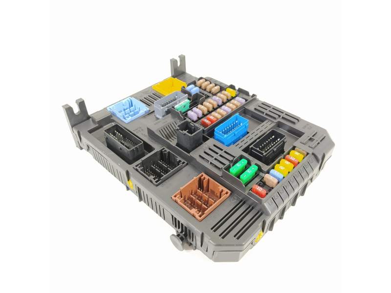 CAJA RELES / FUSIBLES 9830790580 BSIEL3 28625142