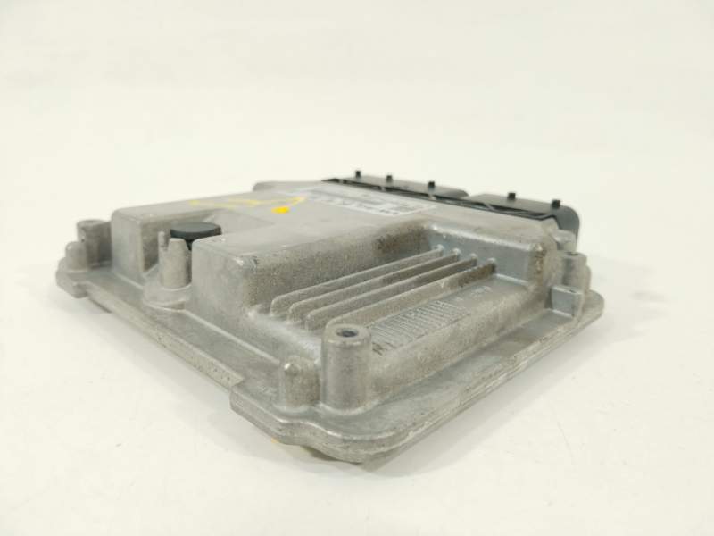 CENTRALITA MOTOR UCE 05E907309 0261S16449 