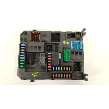 CAJA RELES / FUSIBLES 9678355980 22611F01 BSIN03