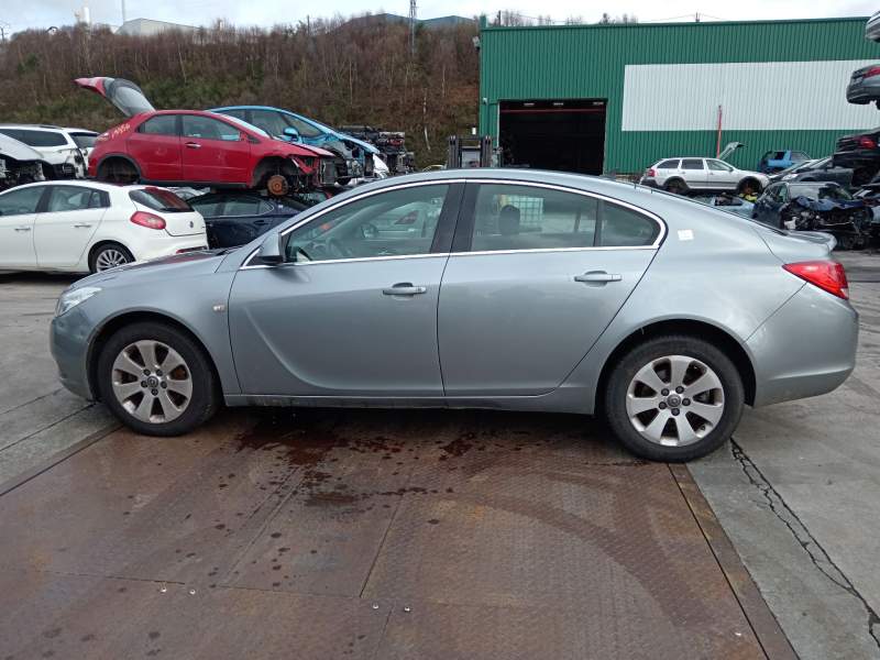 opel insignia a (g09) del año 2013