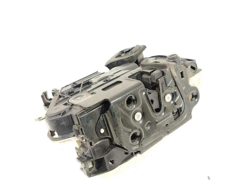 CERRADURA PUERTA TRASERA DERECHA 5K4839016F 