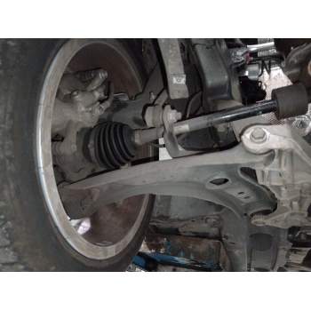 BRAZO SUSPENSION INFERIOR DELANTERO DERECHO 5WA407152 