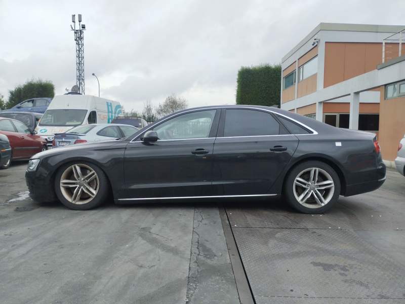 audi a8 (4h) del año 2004