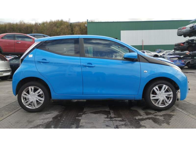 TOYOTA AYGO (_B4_)