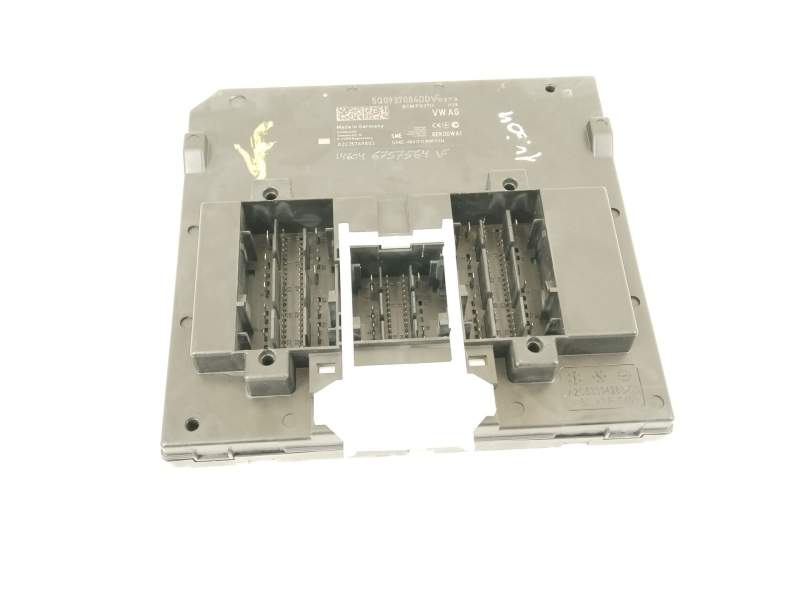 MODULO ELECTRONICO 5Q0937084DD 