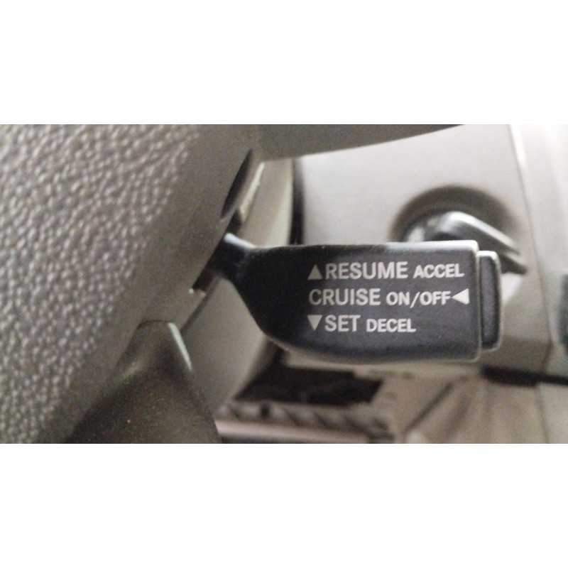 Recambio de mando volante para chrysler sebring berlina 2.0 crd limited referencia OEM IAM   