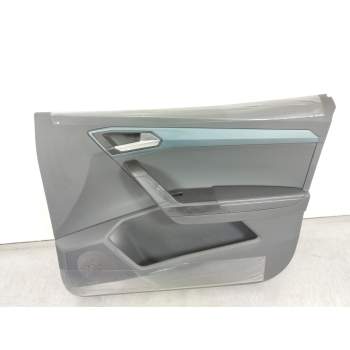 GUARNECIDO PUERTA DELANTERA DERECHA 6F0867114 
