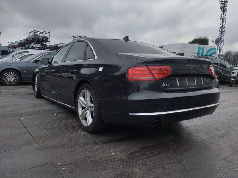 audi a8 (4h) del año 2004
