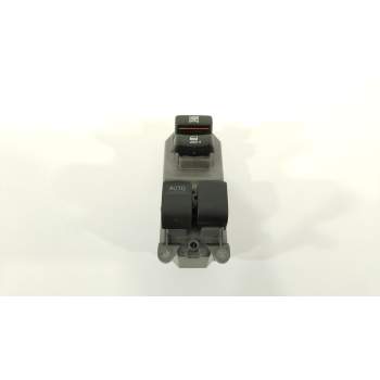 MANDO ELEVALUNAS DELANTERO IZQUIERDO 848200D100 