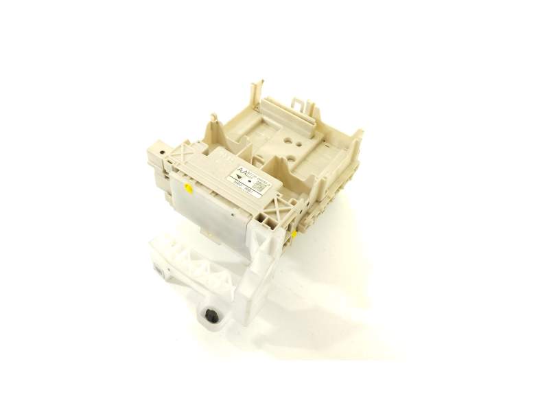 CAJA RELES / FUSIBLES 827300H040A 